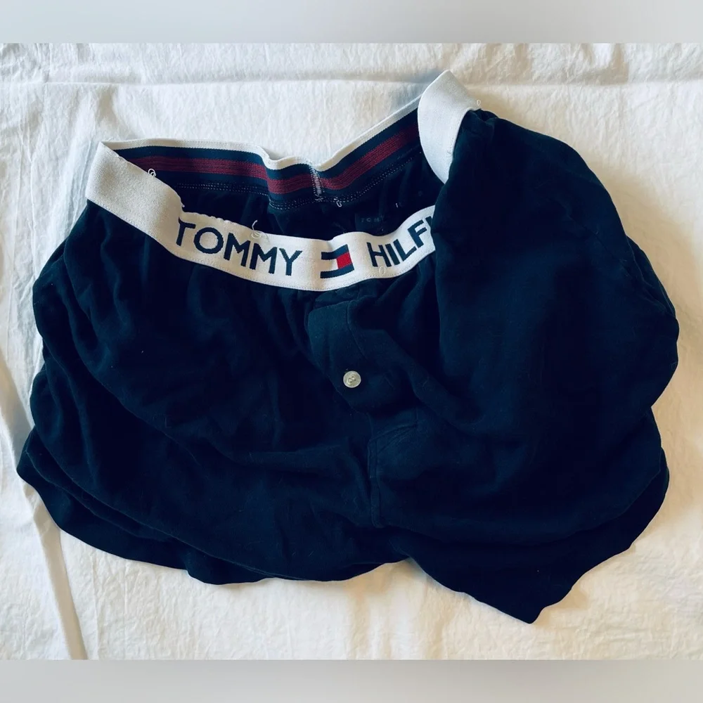 Tommy Hilfiger - Sz L - Black - Vintage - Picture 2 of 3